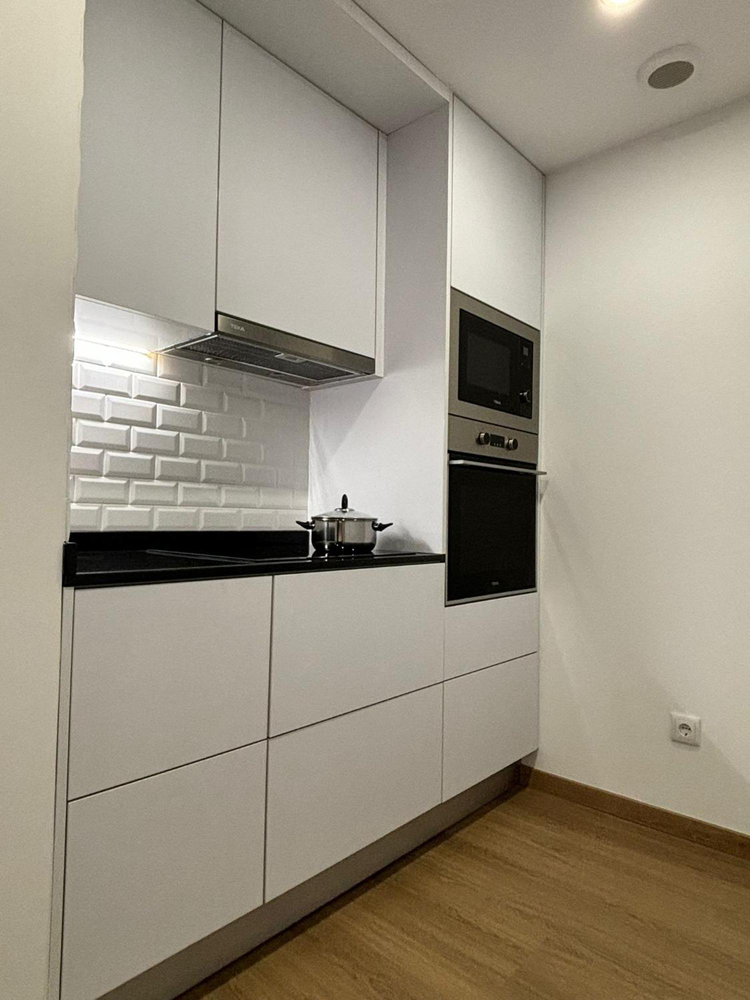 Pink House Apartment Moncao Exterior photo